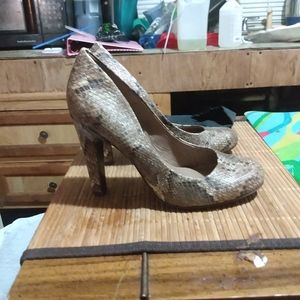 Jessica Simpson heels